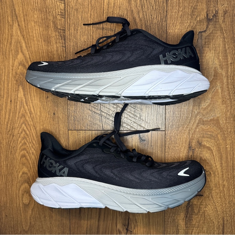 Hoka One Arahi 6